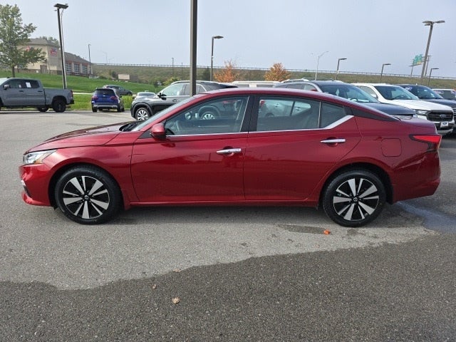2021 Nissan Altima 2.5 SV