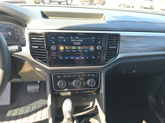2023 Volkswagen Atlas Cross Sport 3.6L V6 SE w/Technology