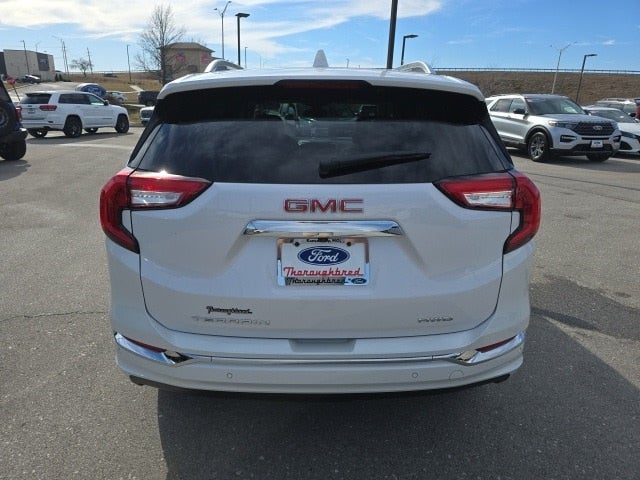 2022 GMC Terrain Denali