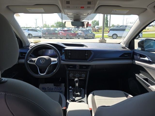 2024 Volkswagen Taos 1.5T SE