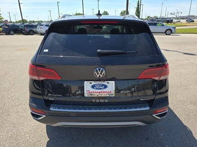 2024 Volkswagen Taos 1.5T SE