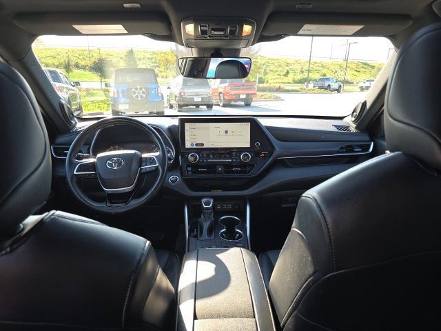 2023 Toyota Highlander XSE