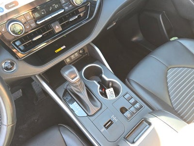 2023 Toyota Highlander XSE