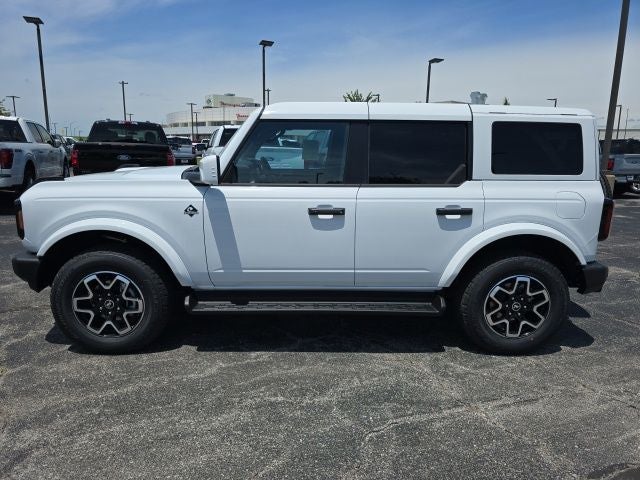 2026 Ford Bronco Outer Banks®