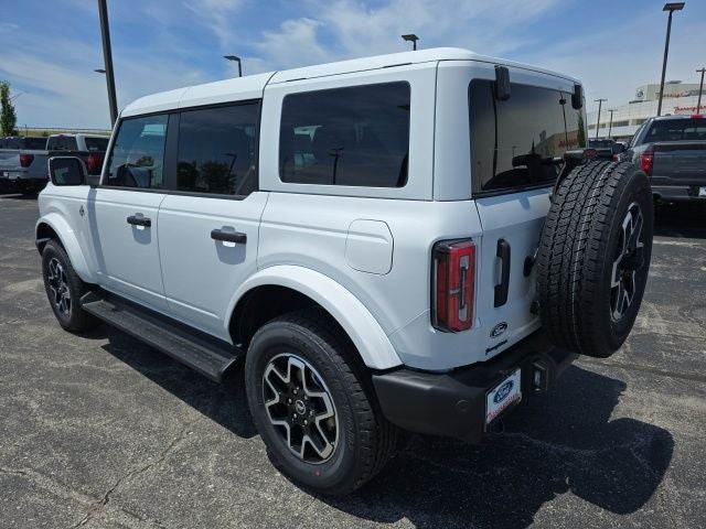 2026 Ford Bronco Outer Banks®