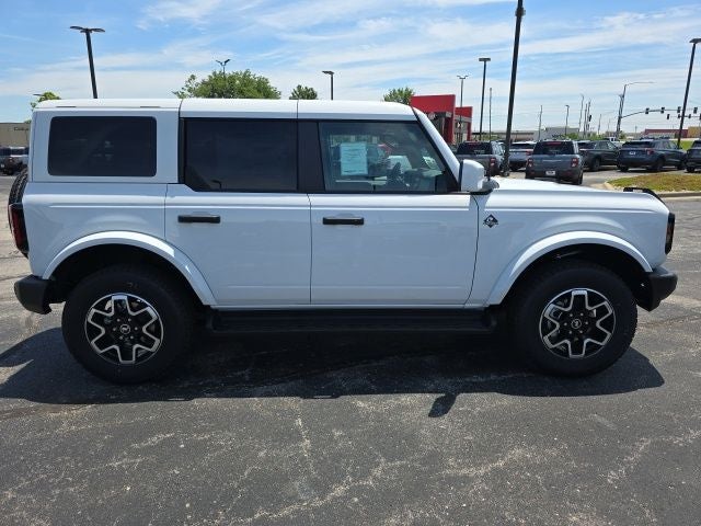 2026 Ford Bronco Outer Banks®