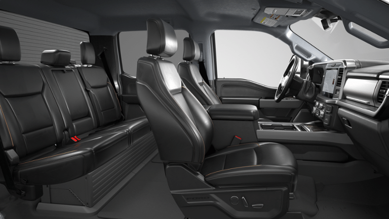 2026 Ford Super Duty F-350® Lariat®